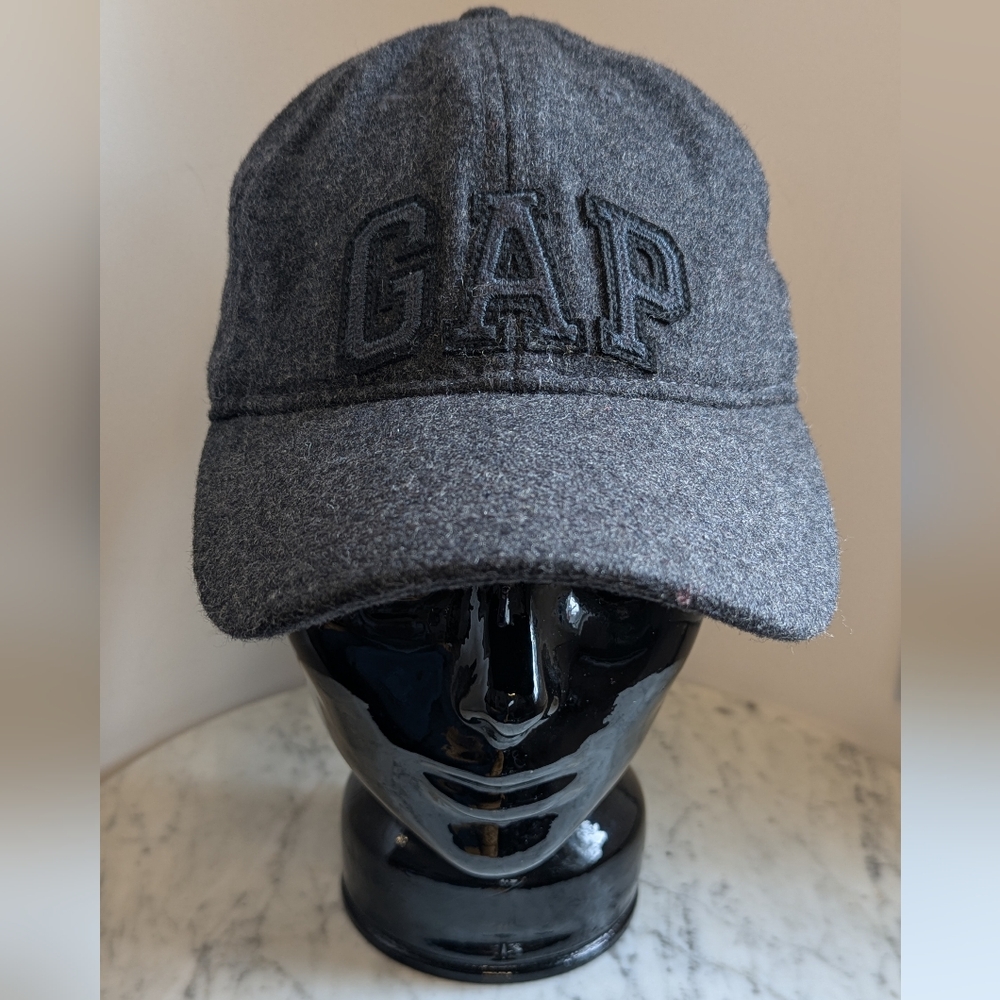 GAP Wool Blend Gray Baseball Cap Size M/L